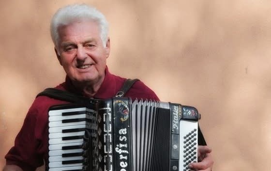 Addio a Piero Ambrosini, leggendario fisarmonicista