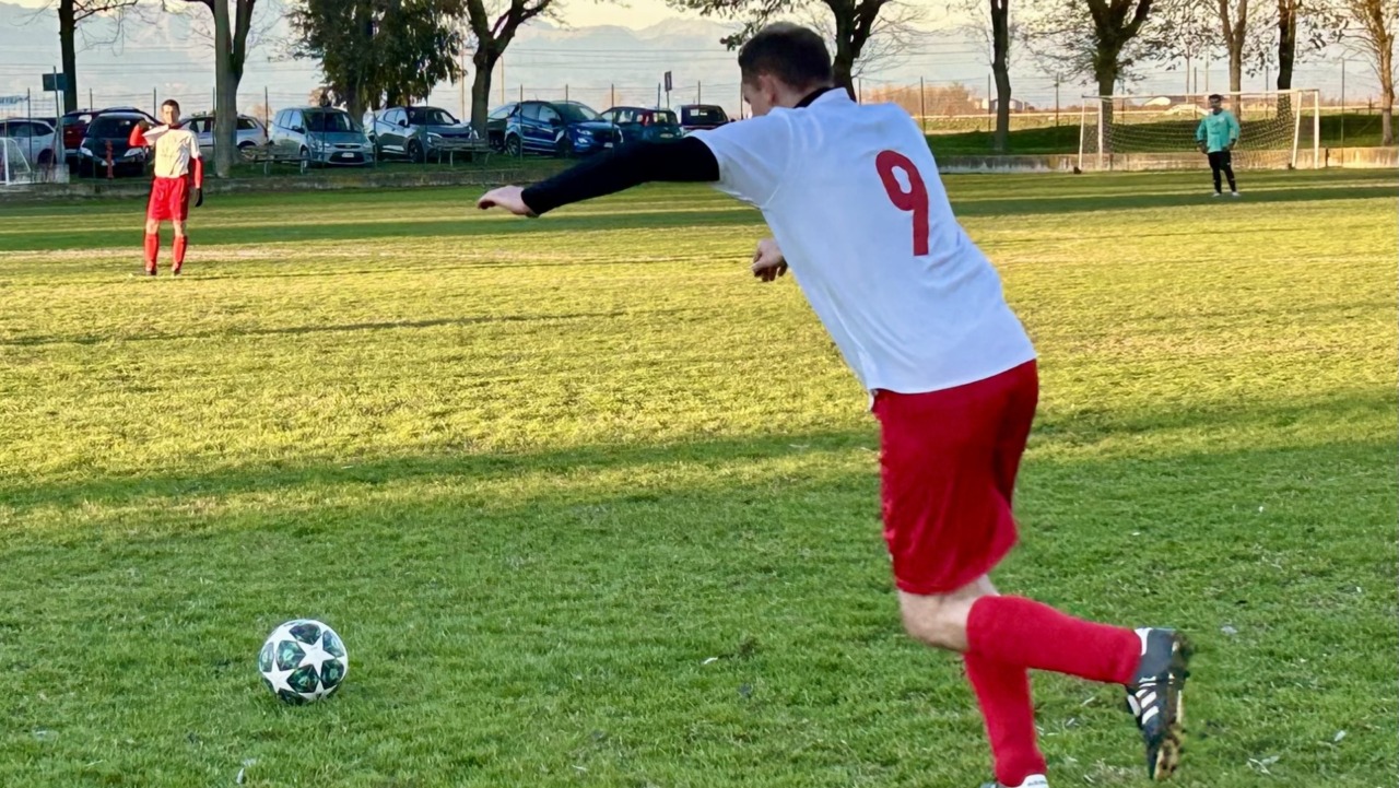 Atletico Pezzana-Villata pazzesca: da 2-5 a 5-5! Impresa Desana; Piemonte Sport di rimonta