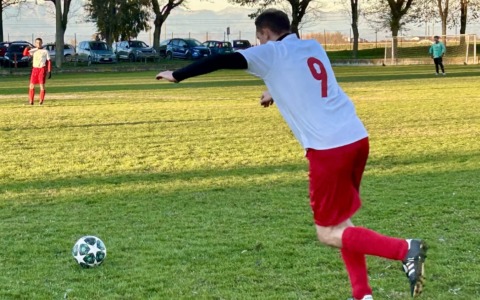 Atletico Pezzana-Villata pazzesca: da 2-5 a 5-5! Impresa Desana; Piemonte Sport di rimonta