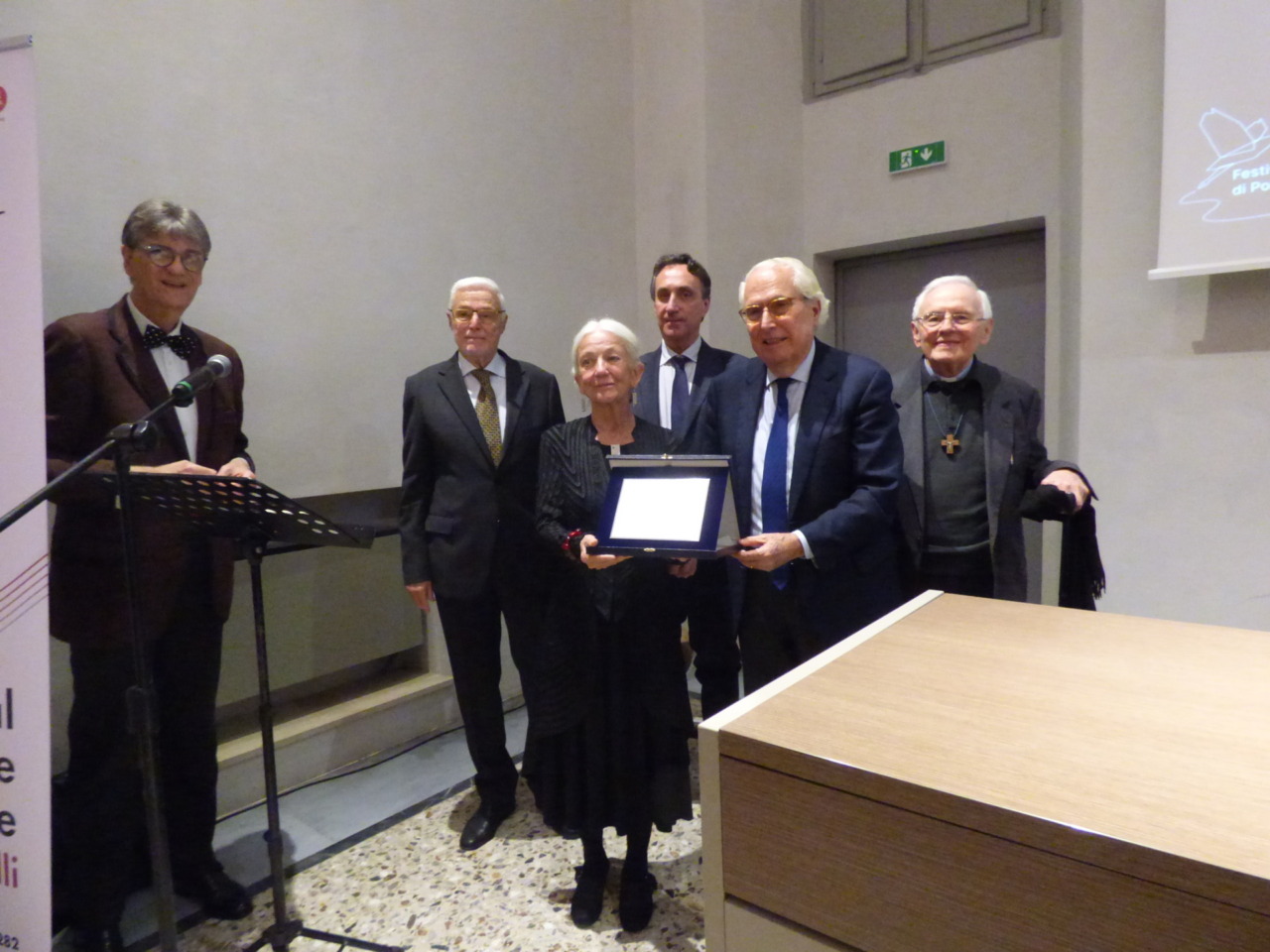 Iniziato il Festival di Poesia Civile con una serata emozionante