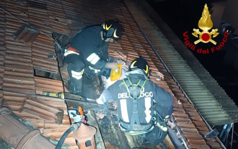 Principio d’incendio in corso Magenta: intervengono i vigili del fuoco