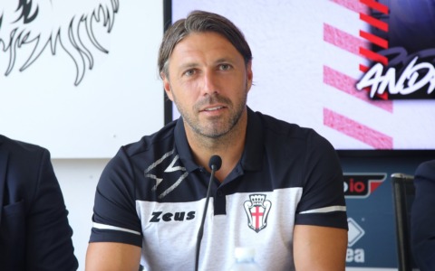 Ufficiale, il Novara affida la propria panchina all’ex Pro Vercelli Andrea Dossena