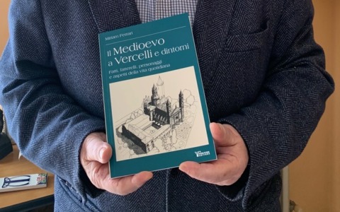 Un regalo di Natale che racconta chi siamo. Riscoprire Vercelli con il libro “Il Medioevo a Vercelli e dintorni”