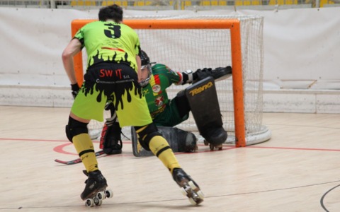 Amatori Vercelli super: 7 a 2 al Roller Lodi, successo con vista semifinali