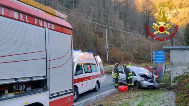 Incidente sulla SP09, a Cravagliana: l’intervento dei vigili del fuoco