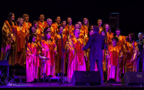 Natale a Vercelli: sabato 20 dicembre, alle 16,30, anche il concerto Gospel in Piazza del Municipio