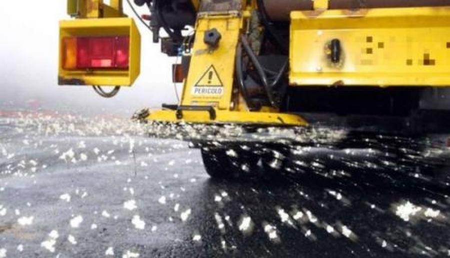 Ghiaccio in arrivo: programmati interventi spargisale a Vercelli