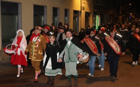 Santhià ha inaugurato il suo mitico Carnevale Storico