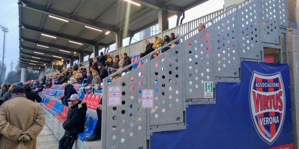 La doppietta di Iotti vale un pari a Verona: contro la Virtus, dopo il ribaltone, finisce 2-2