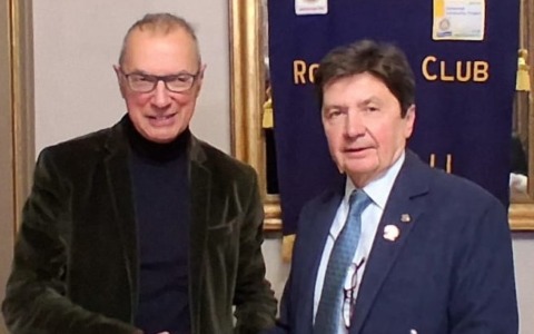 L’immunologo Alberto Beretta ospite nei giorni scorsi del Rotary Club Vercelli