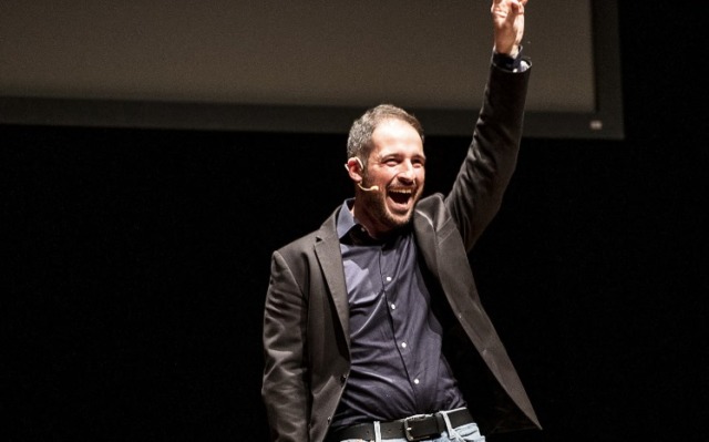 Fuori di tela, Filippo Caccamo sbarca al Civico di Vercelli