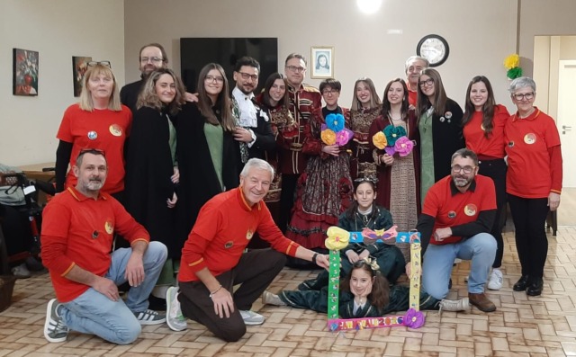 Villata: visite benefiche delle maschere in attesa del clou del Carvè