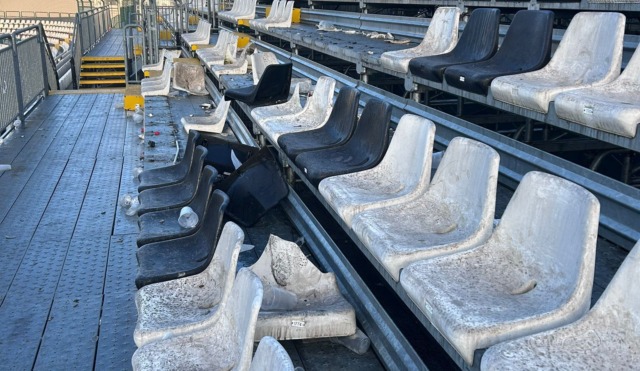 I tifosi della finale Alessandria-Cuneo vandalizzano lo stadio Piola