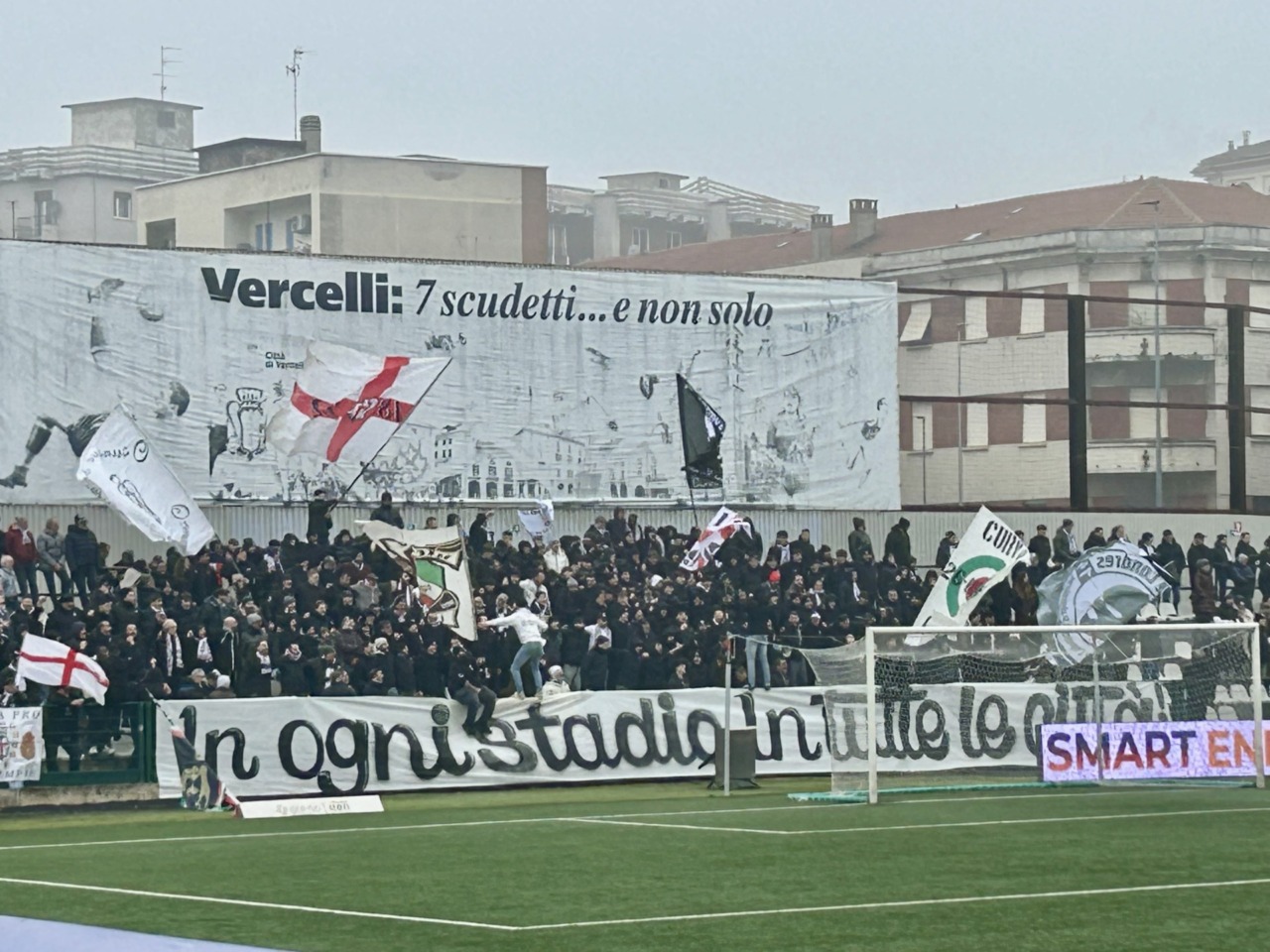 Pro Vercelli-Novara 1-0: rivivi le emozioni del derby con la gallery del match!