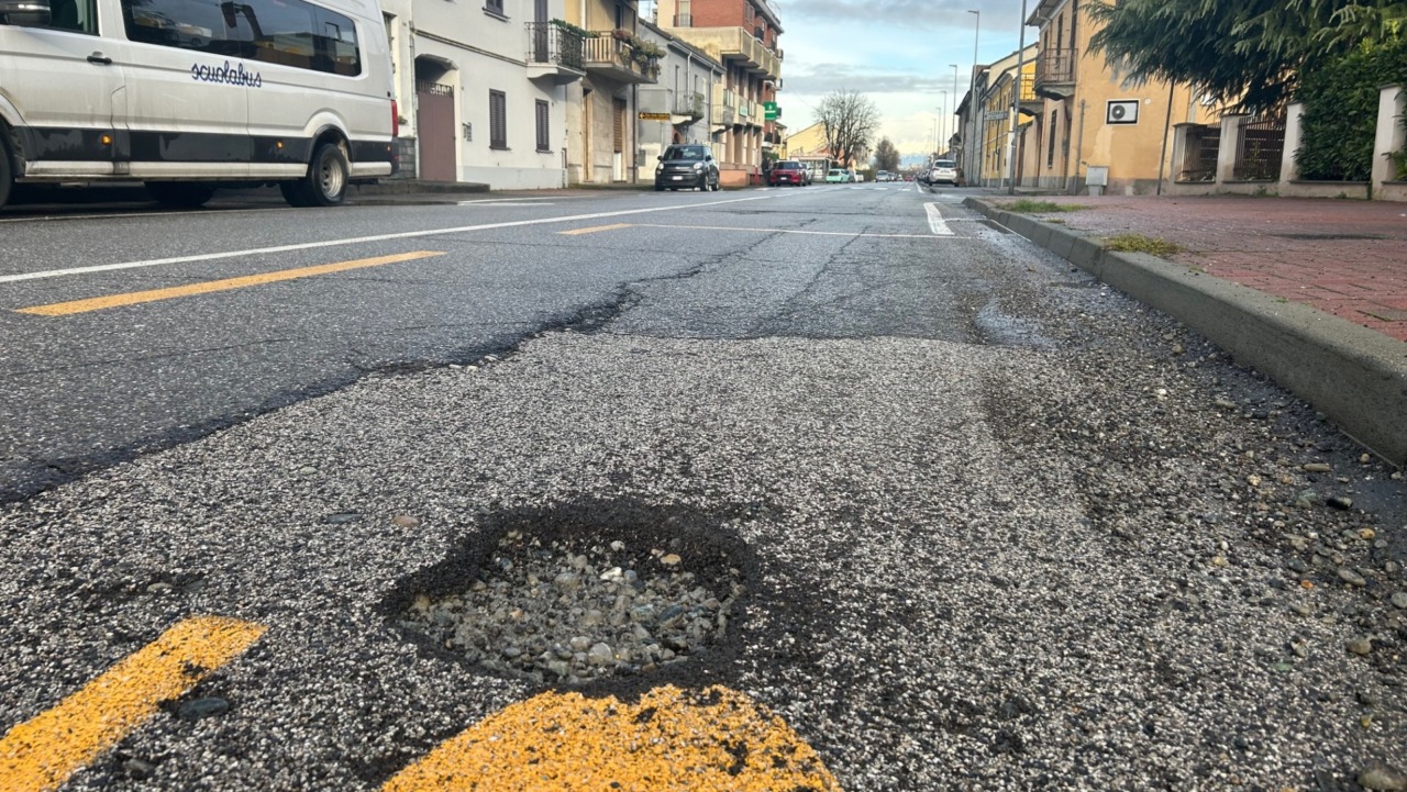 Finiscono le piogge, iniziano i problemi lungo le strade: quelle dei Cappuccini sono un groviera…