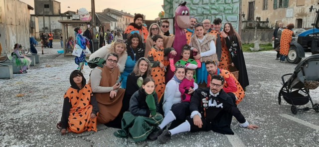 Carnevale di Villata: dopo la sfilata coi gemelli borghini, arrivano quelle a Tronzano