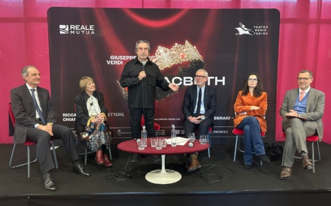 Muti dirige Muti: al Regio un Macbeth che unisce talento e visione