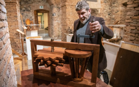 A Torino arrivano le macchine funzionanti di Leonardo da Vinci