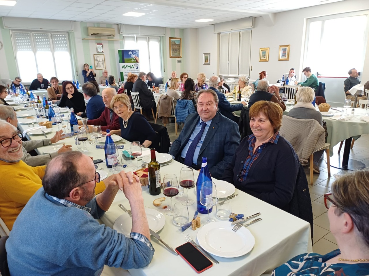 Pranzo di Pasqua per l’Associazione Vercellese Malati di Alzheimer