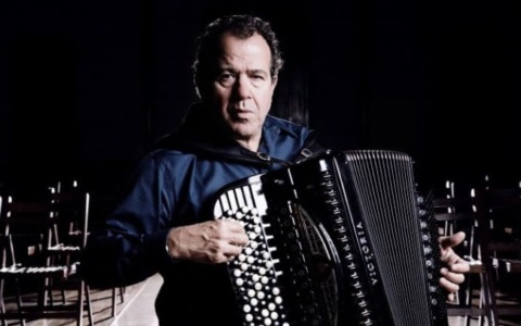 La fisarmonica di Richard Galliano torna al Civico per il Viotti Festival