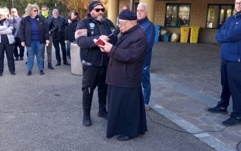 Successo travolgente per la Motobenedizione 2026 a Pezzana: in 400 celebrano la passione e la sicurezza su due ruote