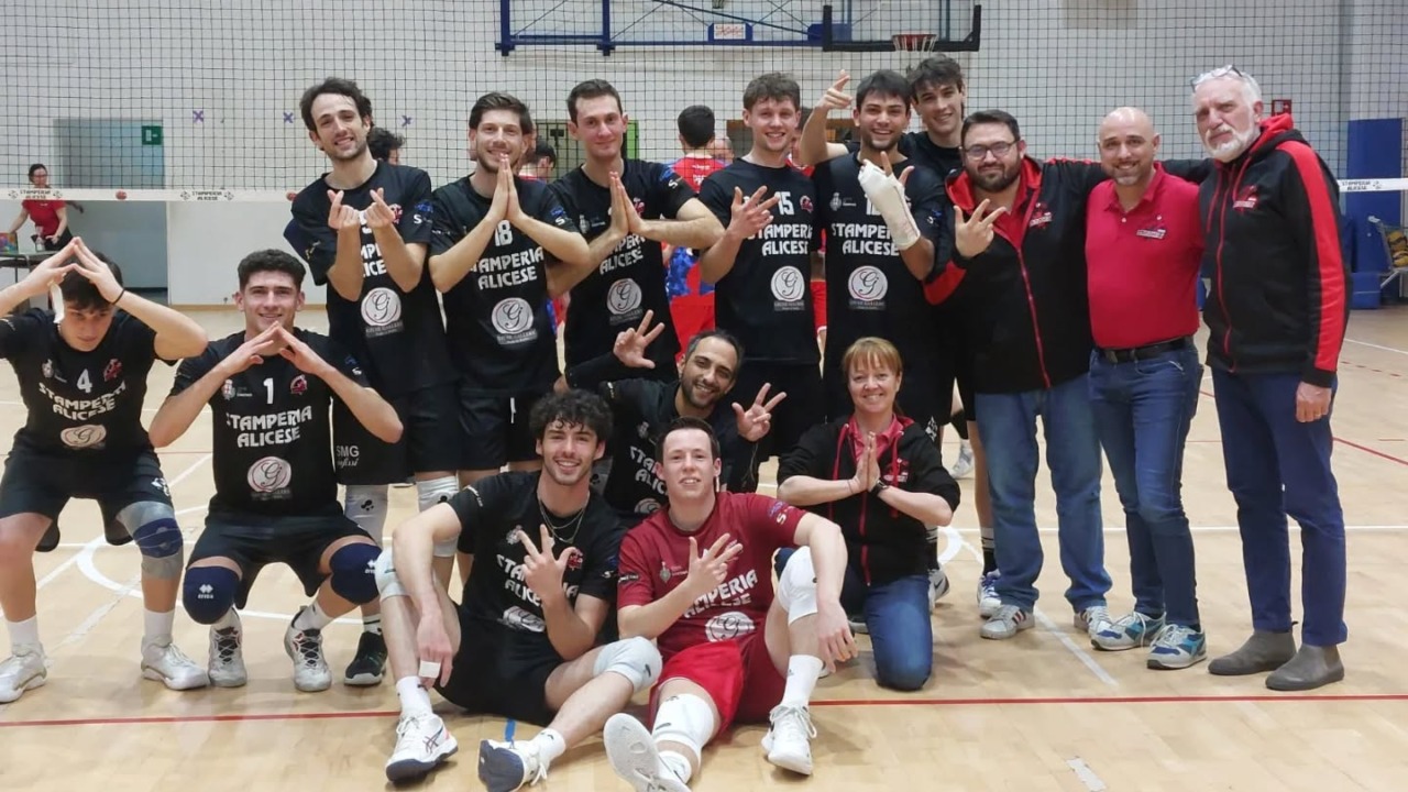 Sorride la pallavolo nostrana: volano Cigliano (Serie C femminile) e Santhià (Serie D maschile)