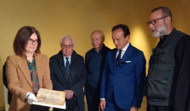 Vercellae Hospitales 2026: I manoscritti francescani sono in Arca, mostrati al presidente Cirio