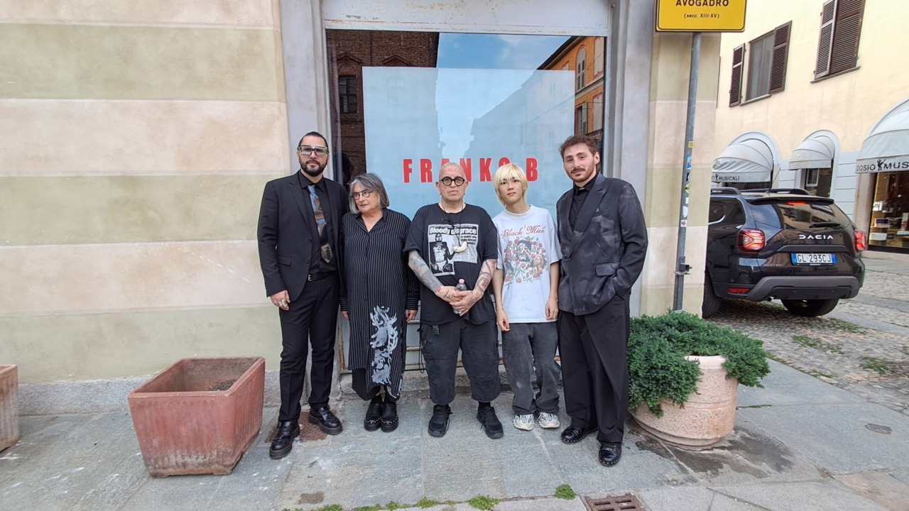 A Studio 10 una mostra che rompe gli schemi del perbenismo