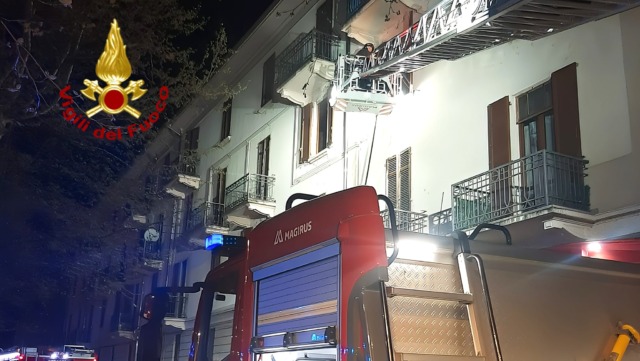 Tragedia al Rione Cervetto: una persona perde la vita nell’incendio di un’abitazione in viale Volta