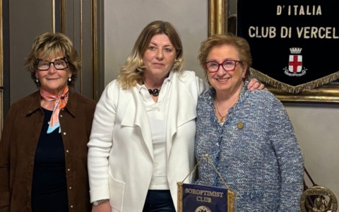 Soroptimist Vercelli: applausi e consensi per la serata con Enrica Gianotti