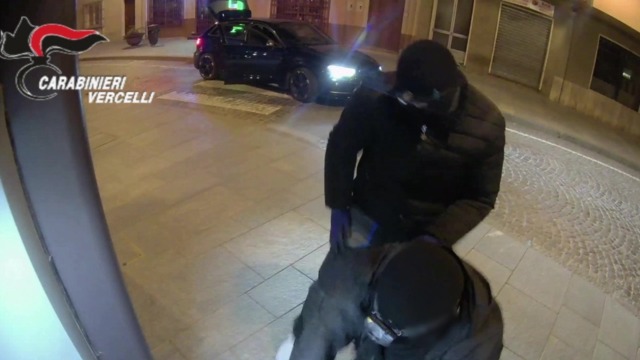 Sgominata la banda dei Bancomat: 7 banditi in carcere
