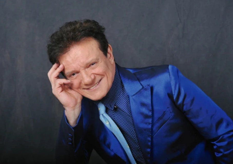 Massimo Ranieri venerdì 10 aprile al teatro Civico