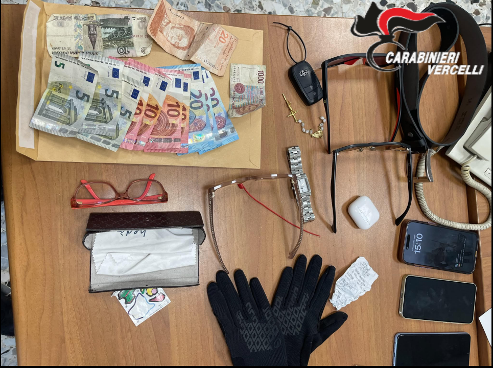 Derubano con destrezza un’anziana signora nel Biellese: coppia di malviventi fermata dai Carabinieri di Vercelli a Caresanablot
