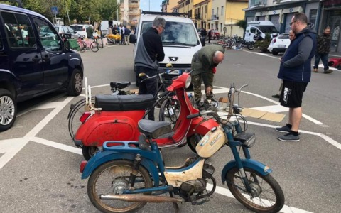 Ruggine, domenica 24 maggio ultima data prima delle vacanze estive della mostra scambio a Santhià
