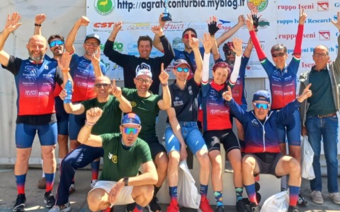 Alpi SuperPrestige e “Crono” a Tronzano: un trionfo totale del Velo Club Vercelli