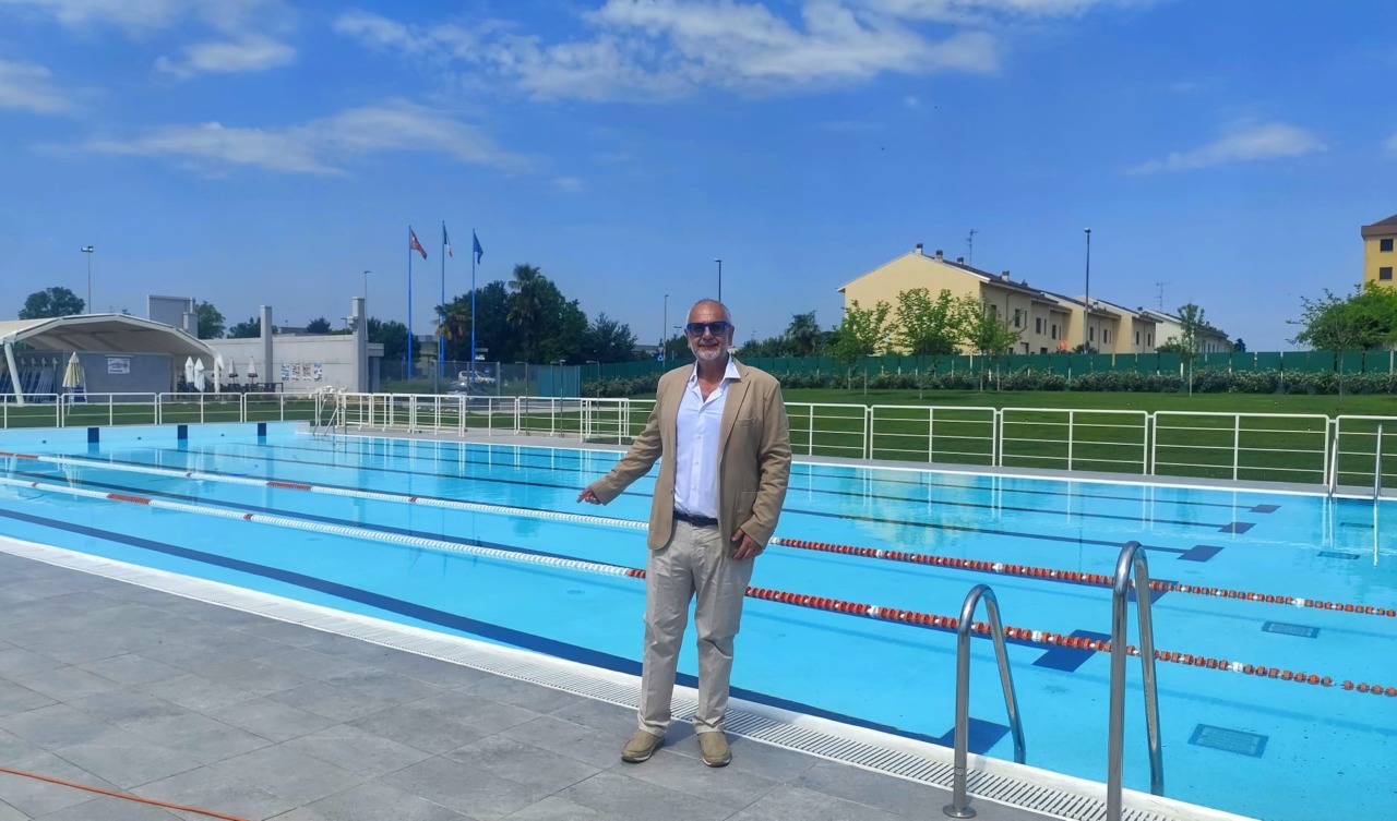 Lunedi 1° giugno riapre la piscina estiva di via Baratto: prezzi, tariffe e sconti