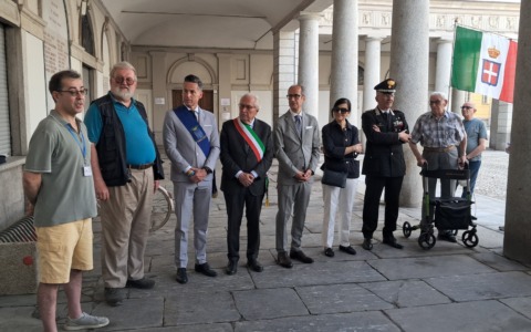 Il ricordo dei vercellesi innocenti uccisi dalle bombe 82 anni fa