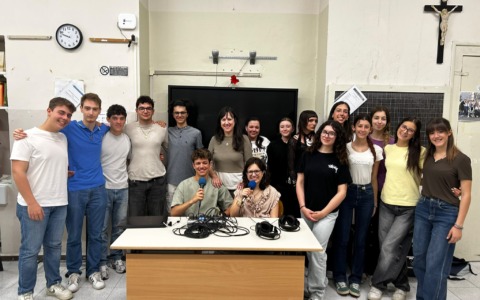 Il podcast sull’amore degli studenti del Liceo Classico in onda su Radio 6023