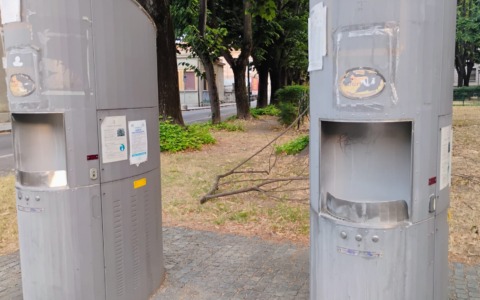 “I fontanelli dell’acqua di piazza Mazzini non funzionano più”: interrogazione comunale del centrosinistra vercellese