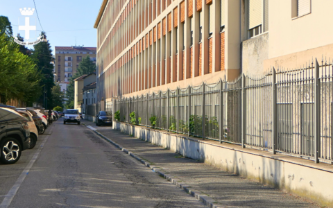 Nuove asfaltature in città: lavori in via Gattinara di Zubiena e corso Prestinari