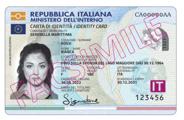 Vercelli, carta d’identità illimitata per gli over 70: la novità per semplificare la burocrazia