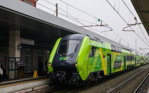 Trenitalia: consegnati due nuovi treni elettrici per la tratta Torino-Milano