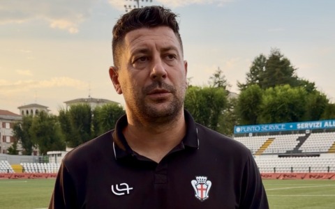 Pro Vercelli: 4-0 al Saluzzo nell’ultima amichevole estiva. Bonera: “Continui progressi”