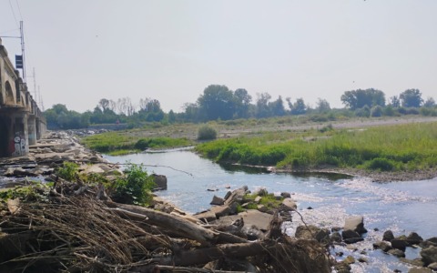 Siccità shock; la Regione: aiuti economici ai Comuni, più autobotti e più acqua dalla Svizzera
