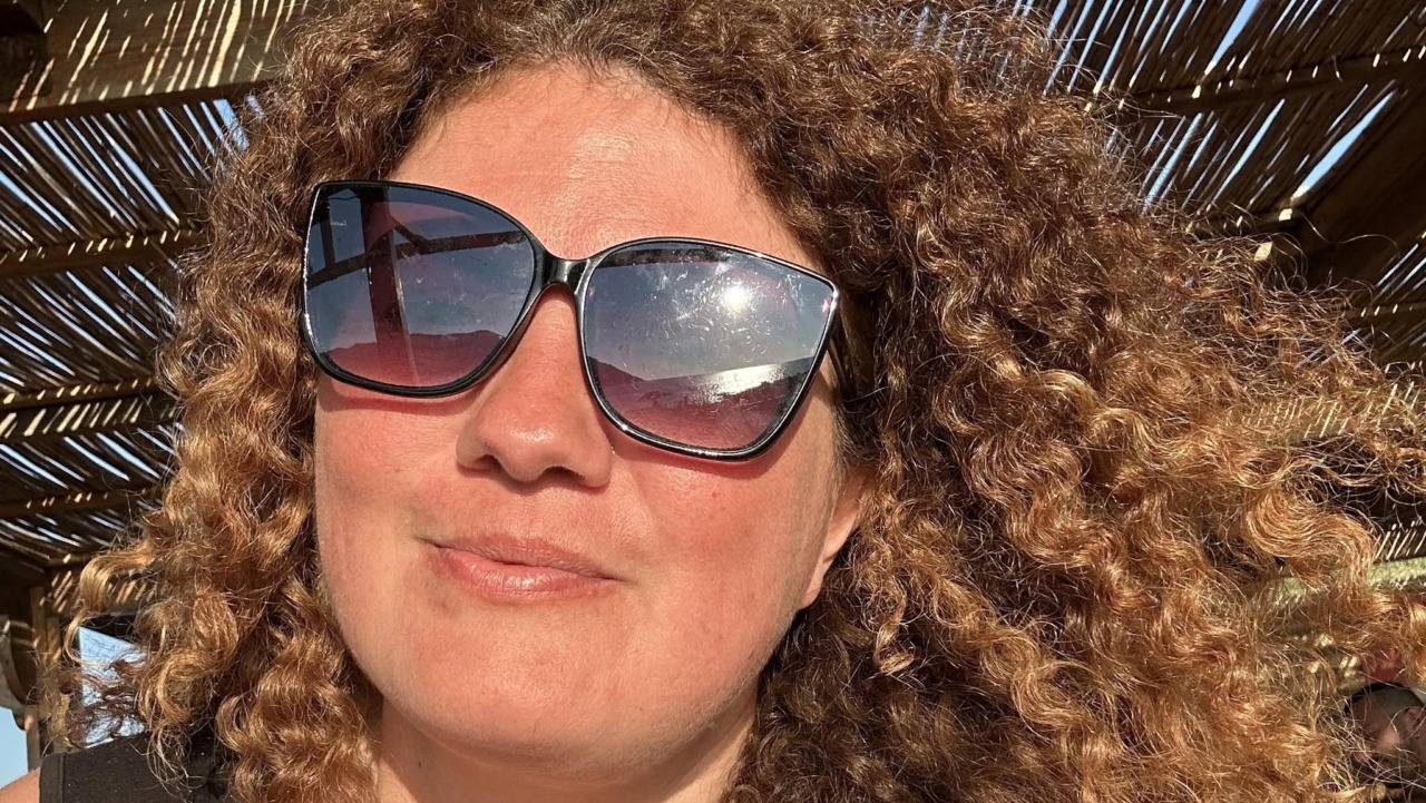 Manuela Naso (PD) contesta il tetto agli stranieri in classe: “Propaganda sulla pelle dei ragazzi”