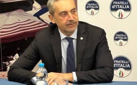 Riva Vercellotti: “La priorità del Campo Largo in Consiglio Regionale? Cuba…”