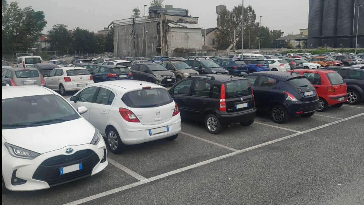 Mille posti auto gratuiti per “Risò”