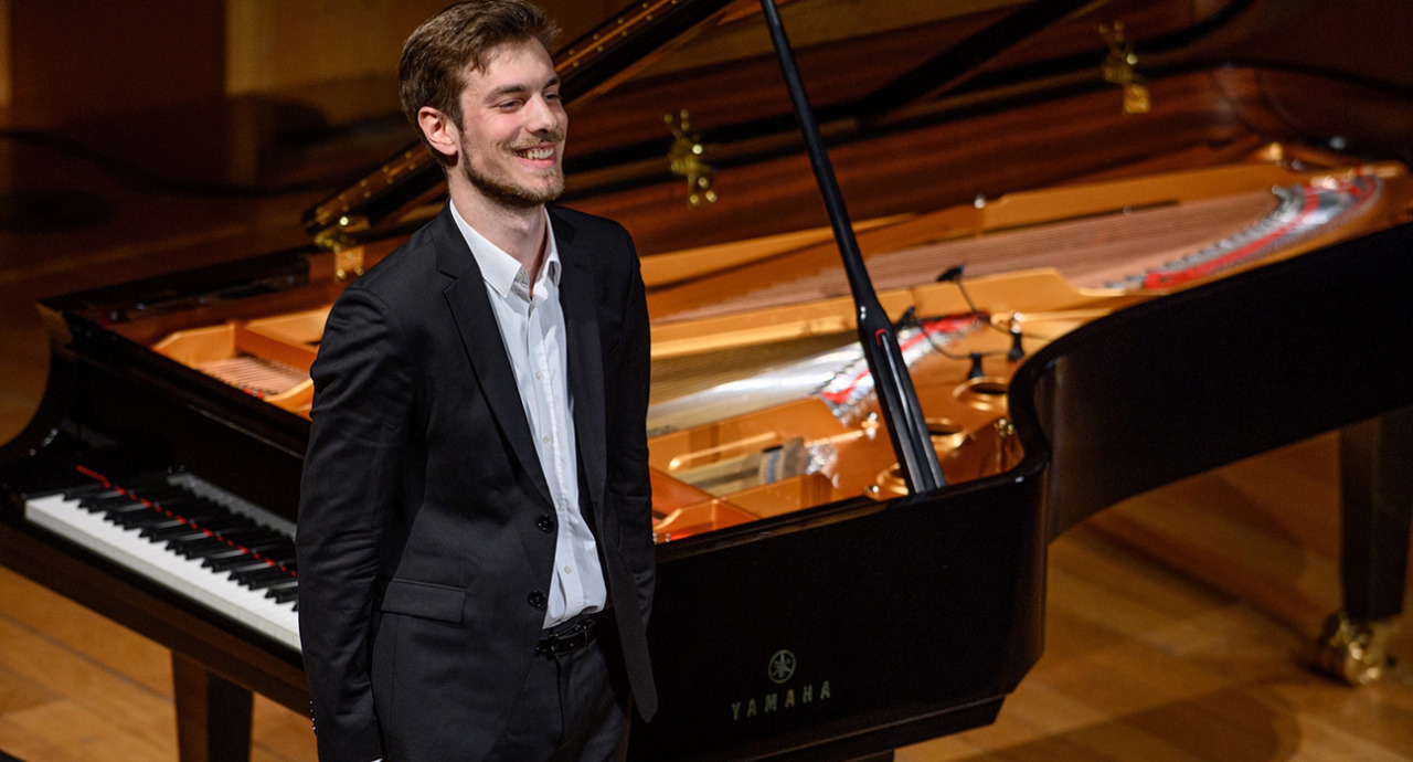 Dominic Chamot inaugura il 76º Concorso Viotti di Pianoforte al Museo Borgogna