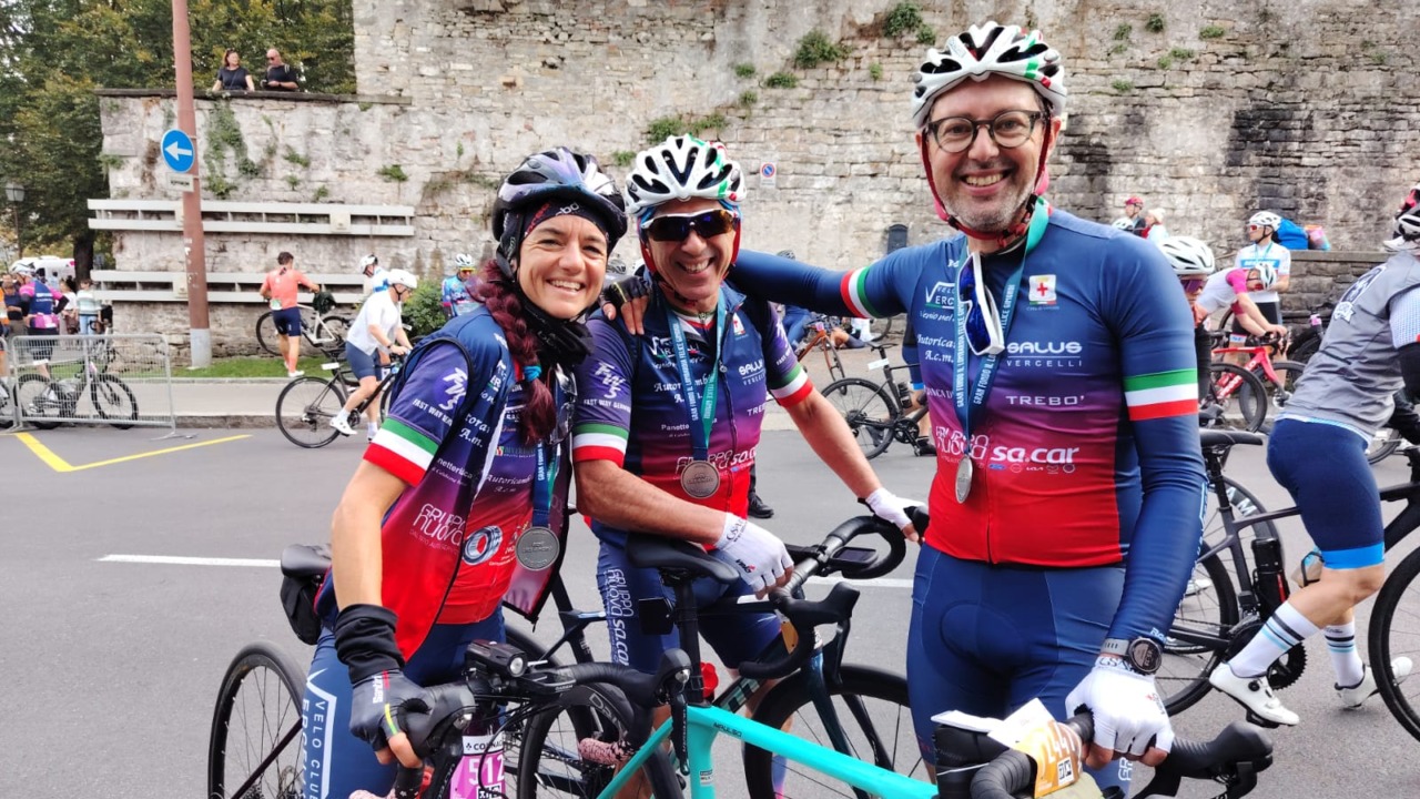 Velo Club Vercelli: grandissima chiusura della stagione su strada alla Granfondo Giro di Lombardia